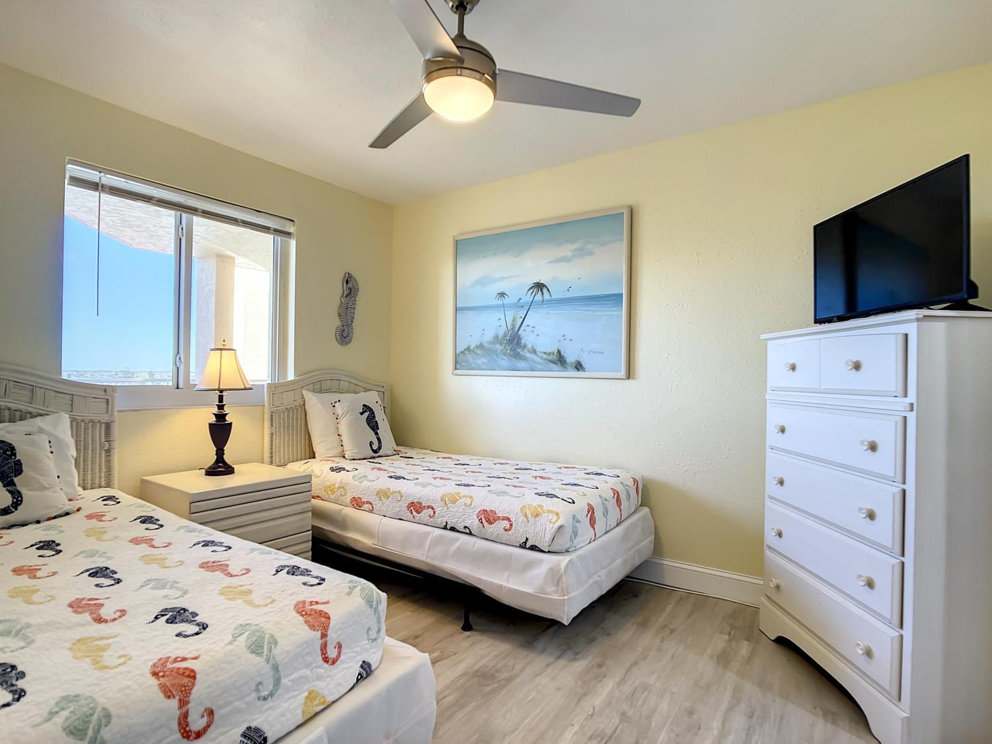 Oceanfront Balcony, Pool, Bbq, Steps To Flagler Ave Villa New Smyrna Beach Buitenkant foto